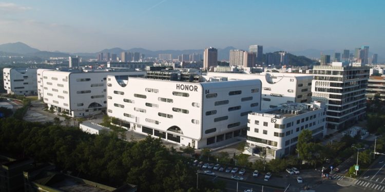 HONOR lidera el crecimiento global de smartphones con expansión del 55% y consolida a LATAM como su mercado estratégico más importante