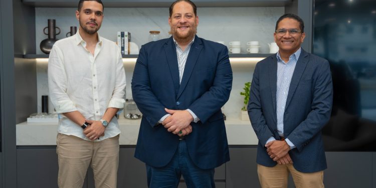 Vegamovil y OMODA | JAECOO fortalecen su presencia en Santo Domingo mediante alianza estratégica