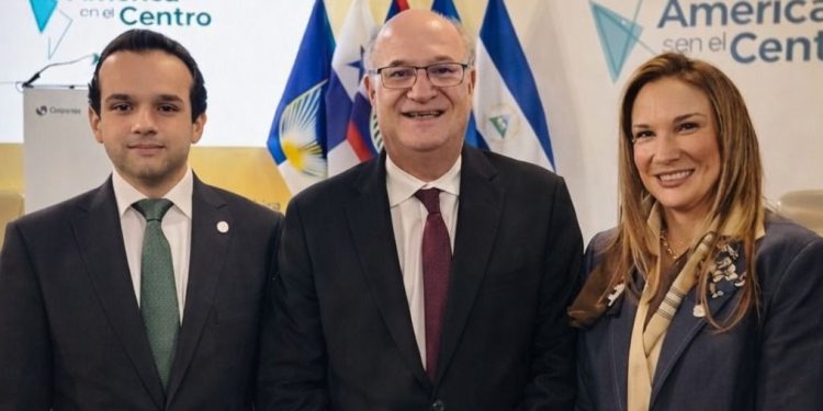 República Dominicana participa en la 39ª reunión de gobernadores del BID en Panamá