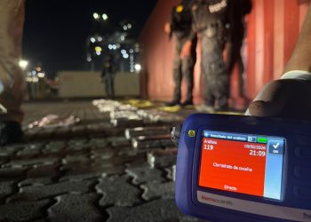 DNCD ocupa 69 paquetes de presunta cocaína ocultos en puertas y piso de un contenedor