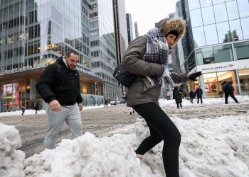 Posible ciclón bomba mantiene en alerta al noreste de EE. UU. este fin de semana