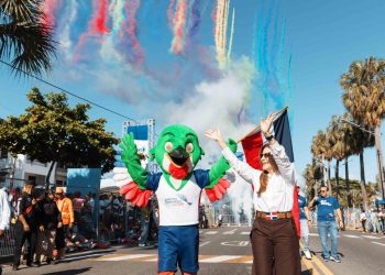 Carnaval del Distrito Nacional llena de alegría, color y tradición el malecón