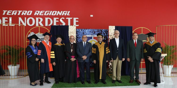 Ministro del MESCyT sugiere doctores en Educación Superior se integren al nivel preuniversitario