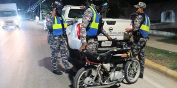 Policía Nacional apresa en flagrante delito a un hombre y recupera motocicleta sustraída en Barahona