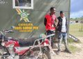 Ejército detiene a dos extranjeros indocumentados con presunta marihuana en Pedernales