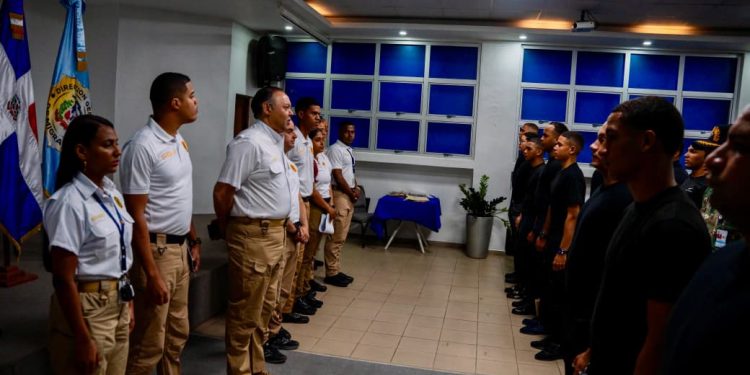 Dirección General de Migración evalúa aspirantes a agentes de interdicción para reforzar la zona norte