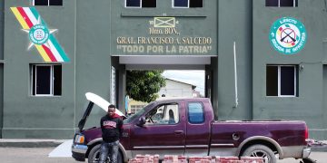 Ocupan contrabando de 94,000 cigarrillos oculto en una camioneta interceptada por el Ejército en Dajabón
