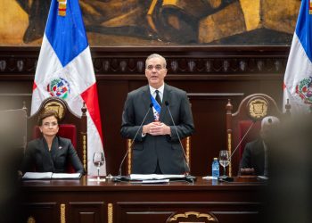 Presidente Abinader presenta inversión histórica y mayor descentralización de obras públicas en la Rendición de Cuentas