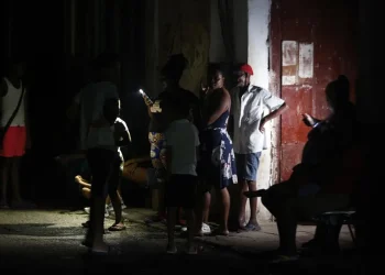 Cuba prevé para este martes un apagón récord en pleno asedio petrolero de EEUU
