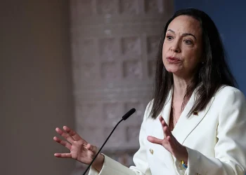 María Corina Machado, dispuesta a reunirse con Delcy Rodríguez “si es necesario” para hablar de transición democrática