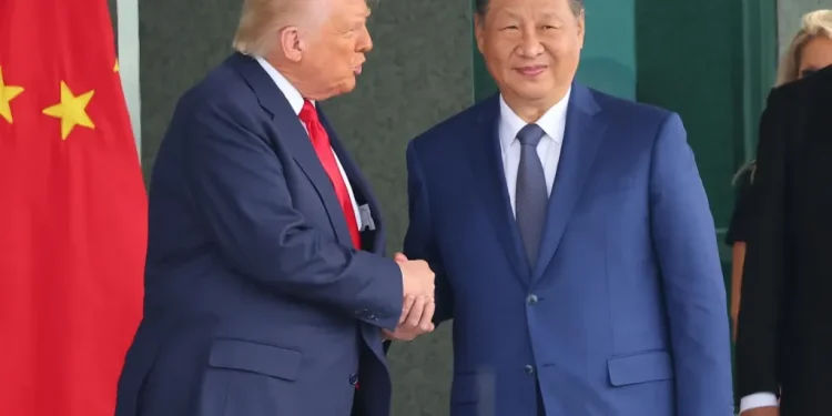 Xi y Trump hablan por teléfono mientras se planea una visita del líder de EE.UU. a China