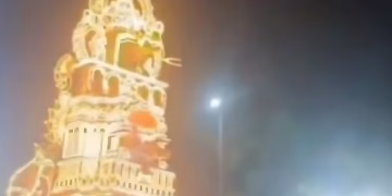 Al menos siete heridos tras derrumbe de carrosa de 18 metros en la India