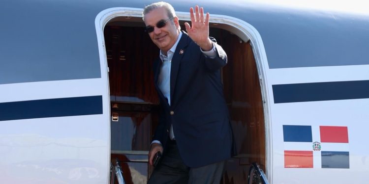 Presidente Abinader viaja este lunes a París , Francia; se reunirá con su homólogo Emmanuel Macron