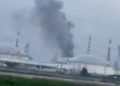 Irán bombardea la mayor refinería de Israel