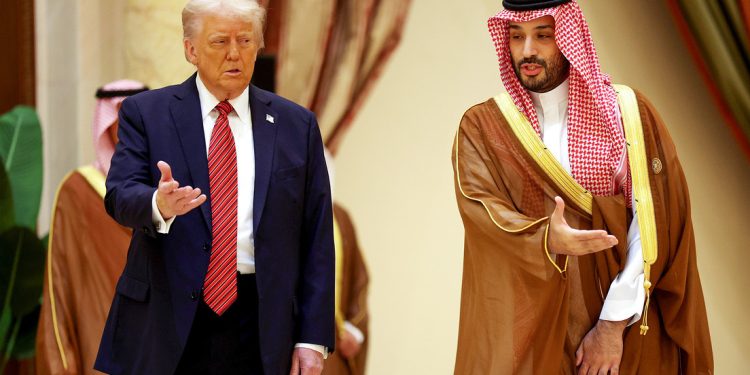 El príncipe heredero de Arabia Saudita presiona a Trump para que continúe la guerra contra Irán