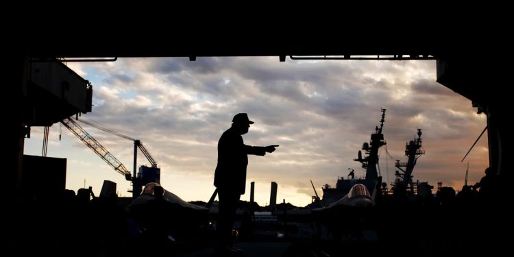 El Pentágono desplaza a unos 4.500 soldados a Oriente Medio