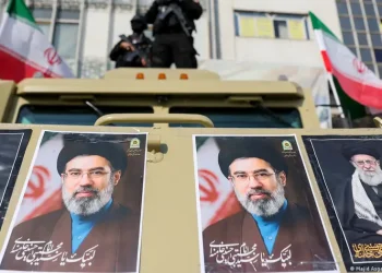 Mojtaba Jamenei: el estrecho de Ormuz seguirá cerrado