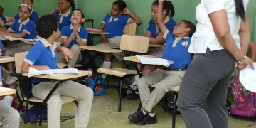 Ministerio de Educación anuncia pausa de docencia por Semana Santa y fija retorno el lunes 6 de abril