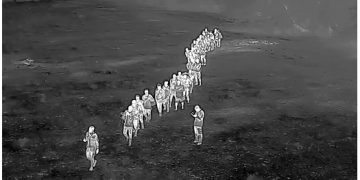 Detienen a 65 extranjeros indocumentados detectados con drones por el Ejército en Dajabón