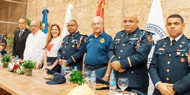 RD conmemora el Día Nacional del Bombero y reconoce su labor de servicio