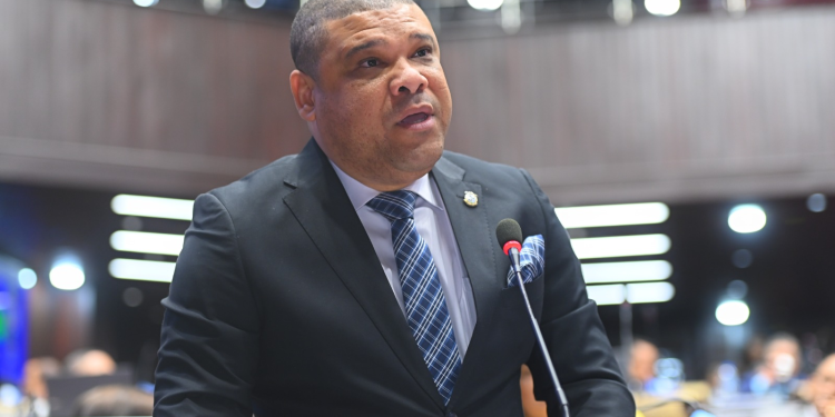 Diputado Ramón Raposo somete ley crearía protocolo de búsqueda urgente para personas desaparecidas