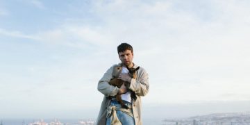 Quevedo presenta “Ni borracho”, un himno festivo con el que visibiliza sus raíces y la cultura popular canaria