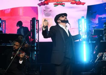 Yandel Sinfónico presenta su espectáculo en Altos de Chavón: una experiencia musical única