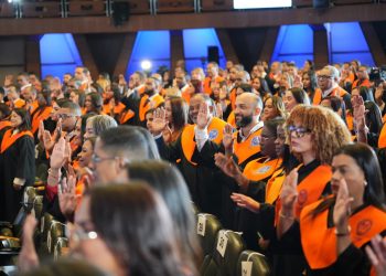 UASD e INAP gradúan primera generación de magísteres en Gobernanza Pública