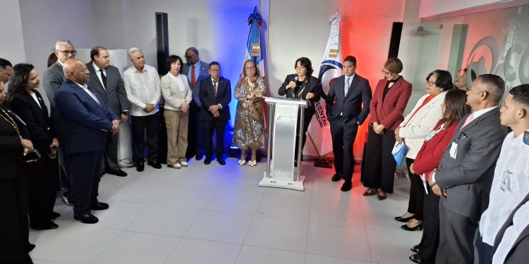 Cámara de Cuentas inaugura primera oficina regional en Santiago para fortalecer la fiscalización de los gobiernos locales de la región Norte