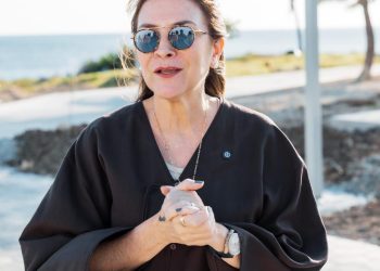 Carolina Mejía muestra avances del Malecón Deportivo