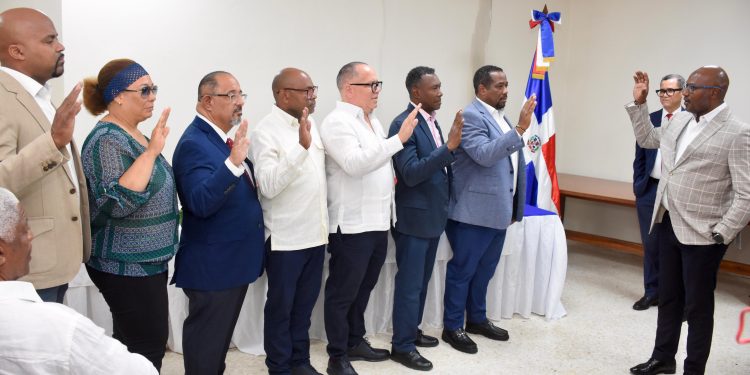 CRGTV insta a mejorar condiciones laborales y solicita al presidente Abinader continuar apoyo con pensiones