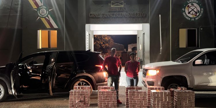 Ejército detiene a dos personas y ocupa contrabando de 100,000 cigarrillos en dos vehículos en Dajabón