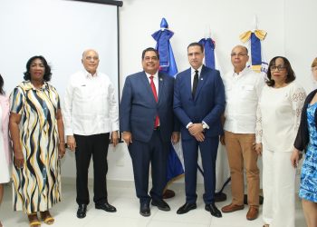 Servio Tulio advierte sobre "crisis ética" en la democracia dominicana durante apertura de diplomado notarial