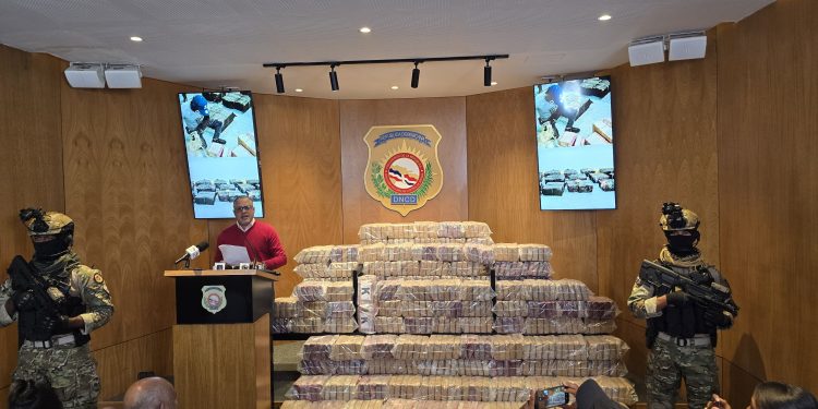 DNCD intercepta en Puerto Caucedo contenedor con 700 parques de presunta cocaína 