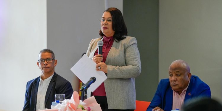 Directora general del INFOTEP socializa líneas estratégicas de su gestión con directores nacionales y regionales