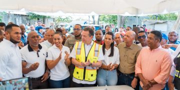 MIVHED lleva trabajos de rehabilitación de hábitat a Guaricano, Santo Domingo Norte