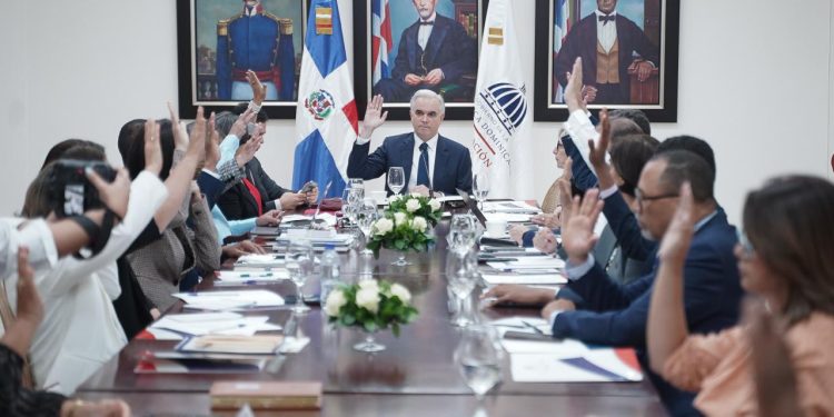 Luis Miguel De Camps impulsa Estrategia Nacional de Educación Digital para modernizar el sistema educativo