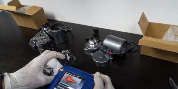 DNCD ocupa 2 piezas de vehículos llenas de cocaína en AILA