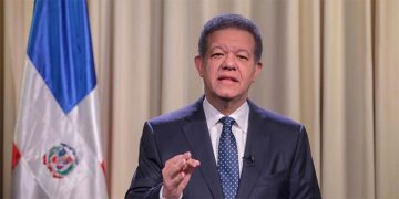 Leonel Fernández cuestiona excusas del Gobierno ante crisis del petróleo y asegura que “la gente no resiste más presión sobre su bolsillo”