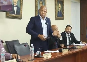 Regidor SDN solicita información sobre empresas recolectoras de desechos sólidos en el municipio