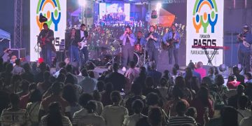 Fundación Pasos realiza concierto cristiano en Santo Domingo Norte