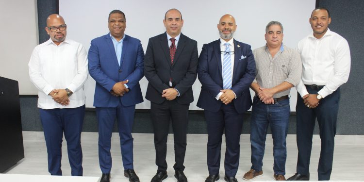 Ney Arias Lora presenta nuevo Manual de Protocolo y Manejo de Trauma para transformar emergencias, salvar vidas y fortalecer la red nacional