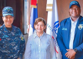 Coronel Ana Jiménez Cruceta realiza visita de cortesía a gobernadora de Peravia