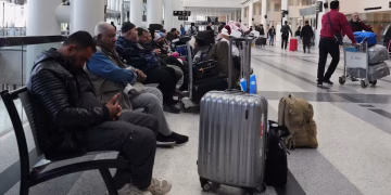 EEUU instó a sus ciudadanos a abandonar inmediatamente más de una docena de países de Medio Oriente