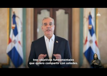 Presidente Abinader afirma que el país está preparado para enfrentar el impacto de la crisis internacional del petróleo 