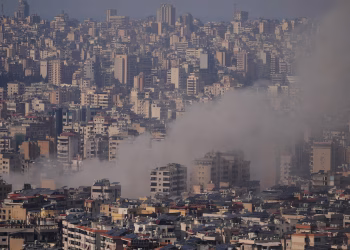 Israel ordenó la evacuación urgente de Dahiyeh, bastión de Hezbollah en el sur de Beirut: “Salven sus vidas”