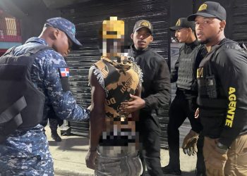 DGM detiene 962 y deporta 852 extranjeros indocumentados este martes: Aprehenden 261 en Regiones Metropolitana y Este del país