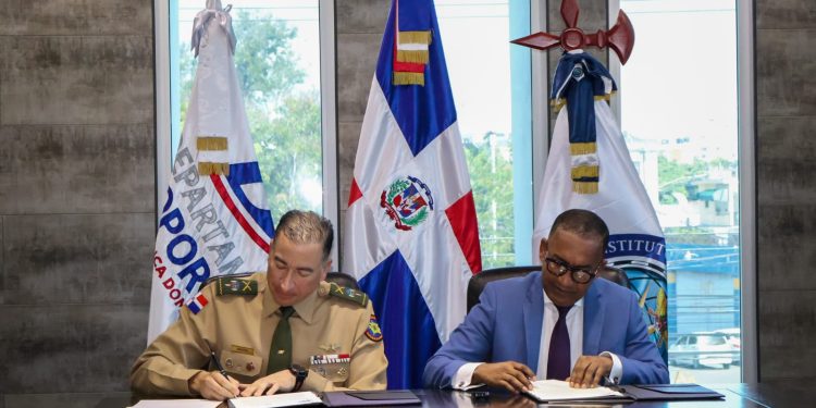 Instituto Cartográfico Militar y Departamento Aeroportuario firman acuerdo de cooperación interinstitucional