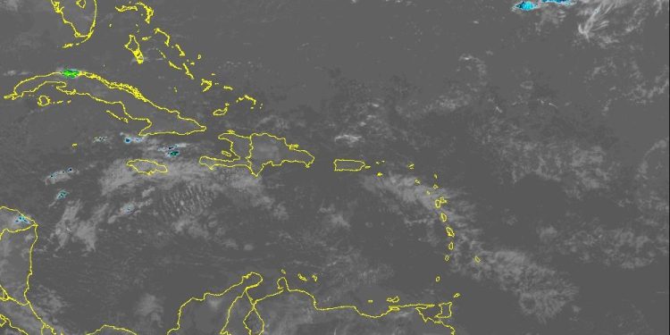 Indomet prevé chubascos matutinos y aguaceros con tronadas en la tarde por incidencia de vaguada