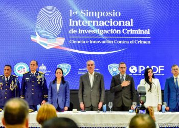 Presidente Luis Abinader encabeza apertura del I Simposio Internacional de Investigación Criminal